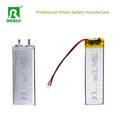 주문 리튬 폴리머 배터리 셀 502065 502067 3.7V 700mAh 충전식 리튬 셀 온라인 제조