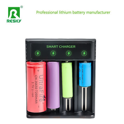 4 슬롯 18650 배터리 충전기 재충전 가능 4.2V 2A 리?? 이온 배터리 Ni-MH Ni-CD