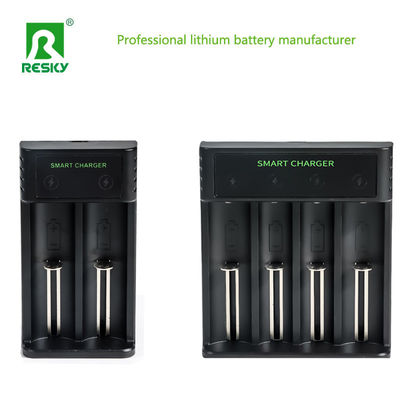 충전 가능한 USB 배터리 충전기 5V 2A 4 슬롯 3.7V 1.2V 배터리